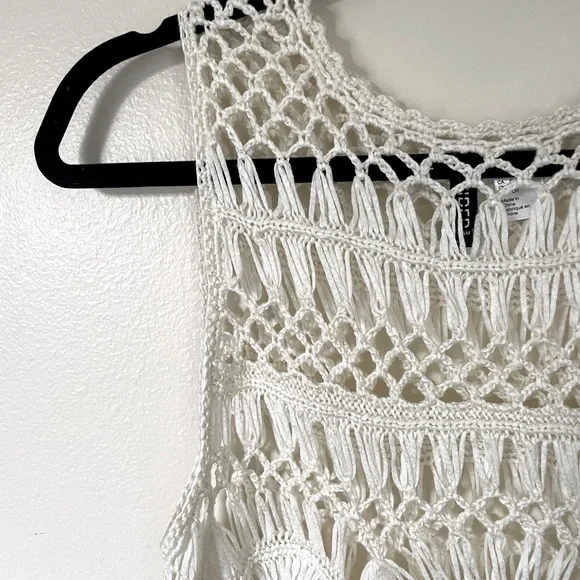 Divided H&M | White Crochet Crop Tank | Size Small - Picture 4 of 12